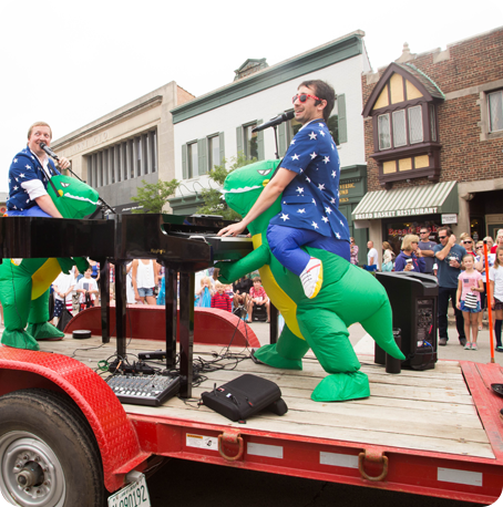 About Chicago Dueling Pianos