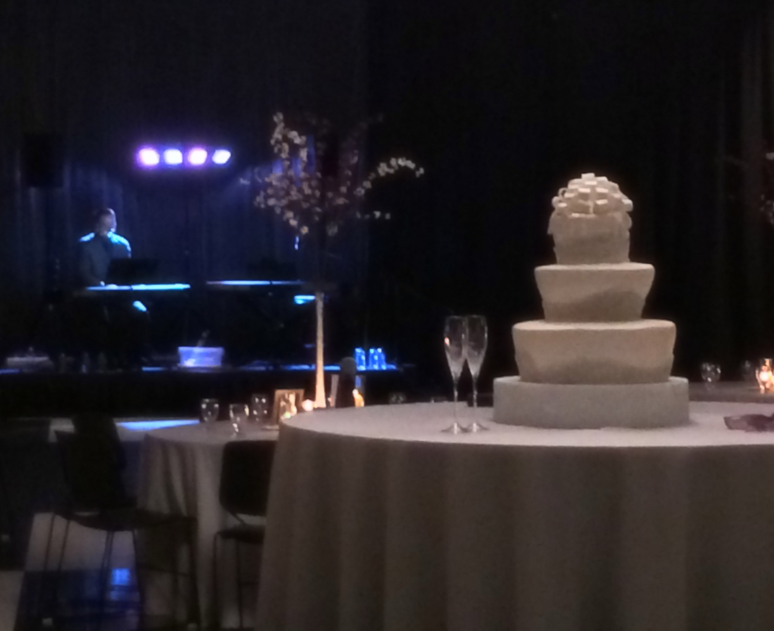 Owensboro, KY Dueling Piano Wedding At Hines Center