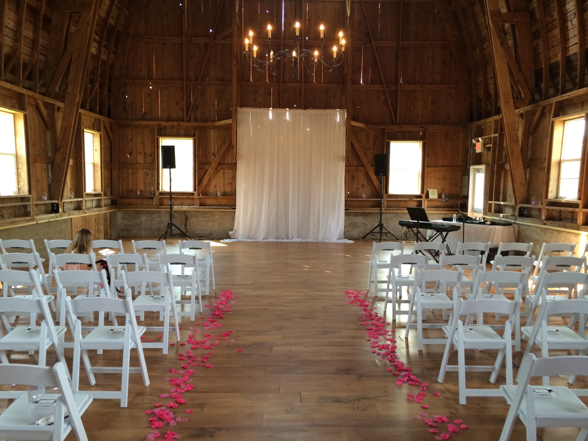 Sugarland Barn Wedding Pianist and DJ