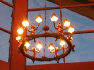 Fox Chandelier at Onion Pub & Brewery