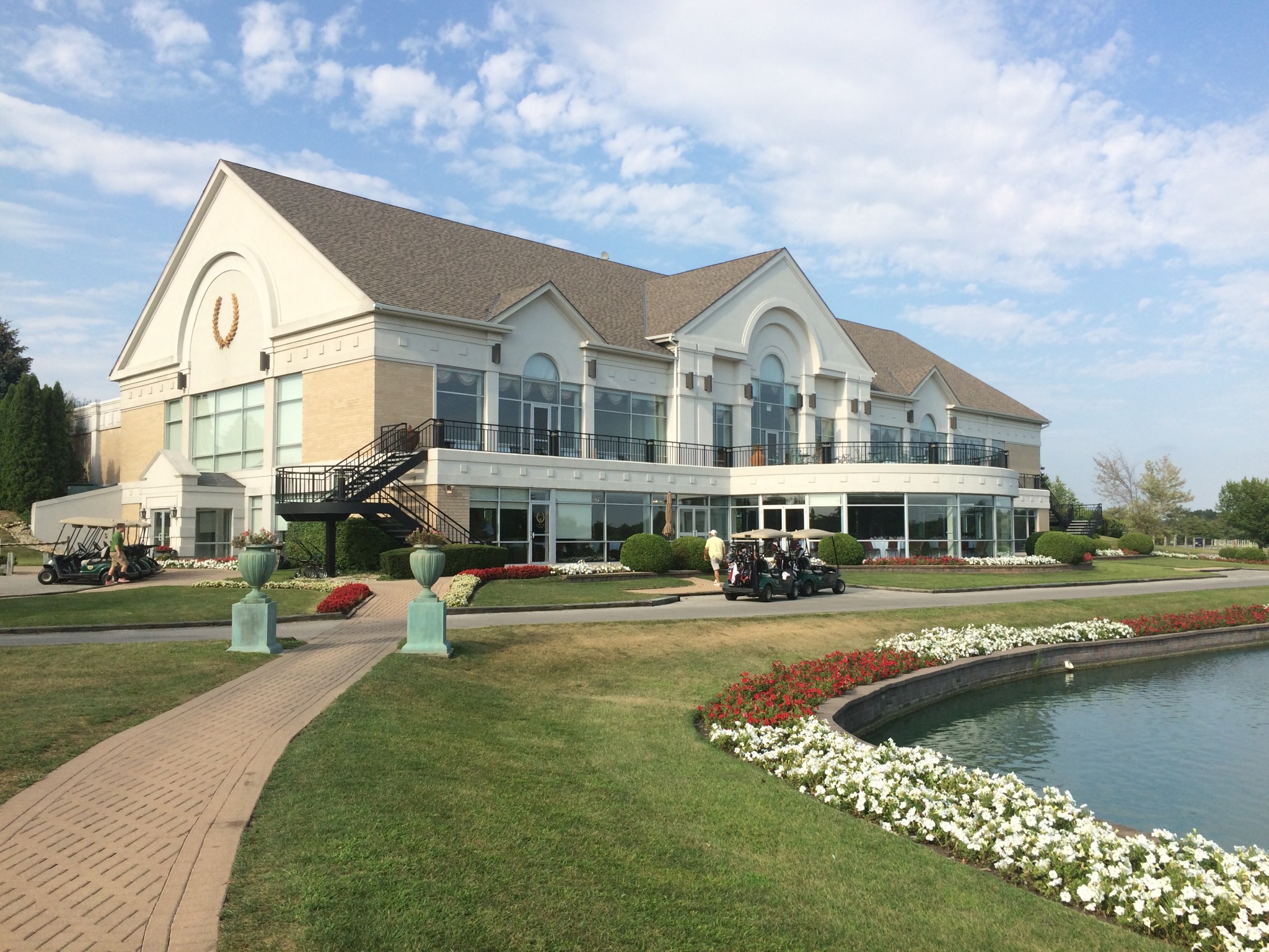 Odyssey Country Club in Tinley Park For Beautiful Weddings