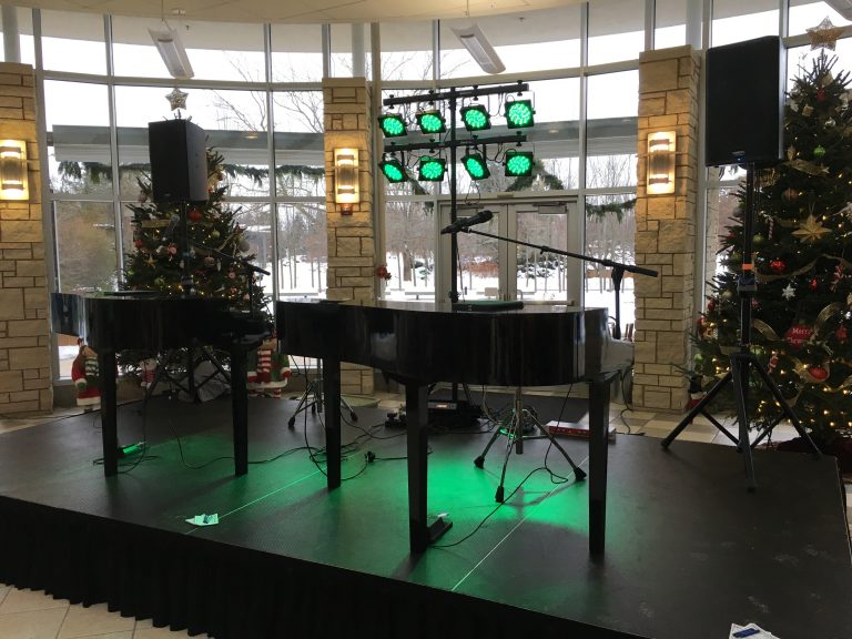 West Chicago Keys - Felix And Fingers Dueling Pianos