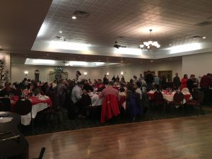 Deer Valley Lodge created a great space for dueling pianos.