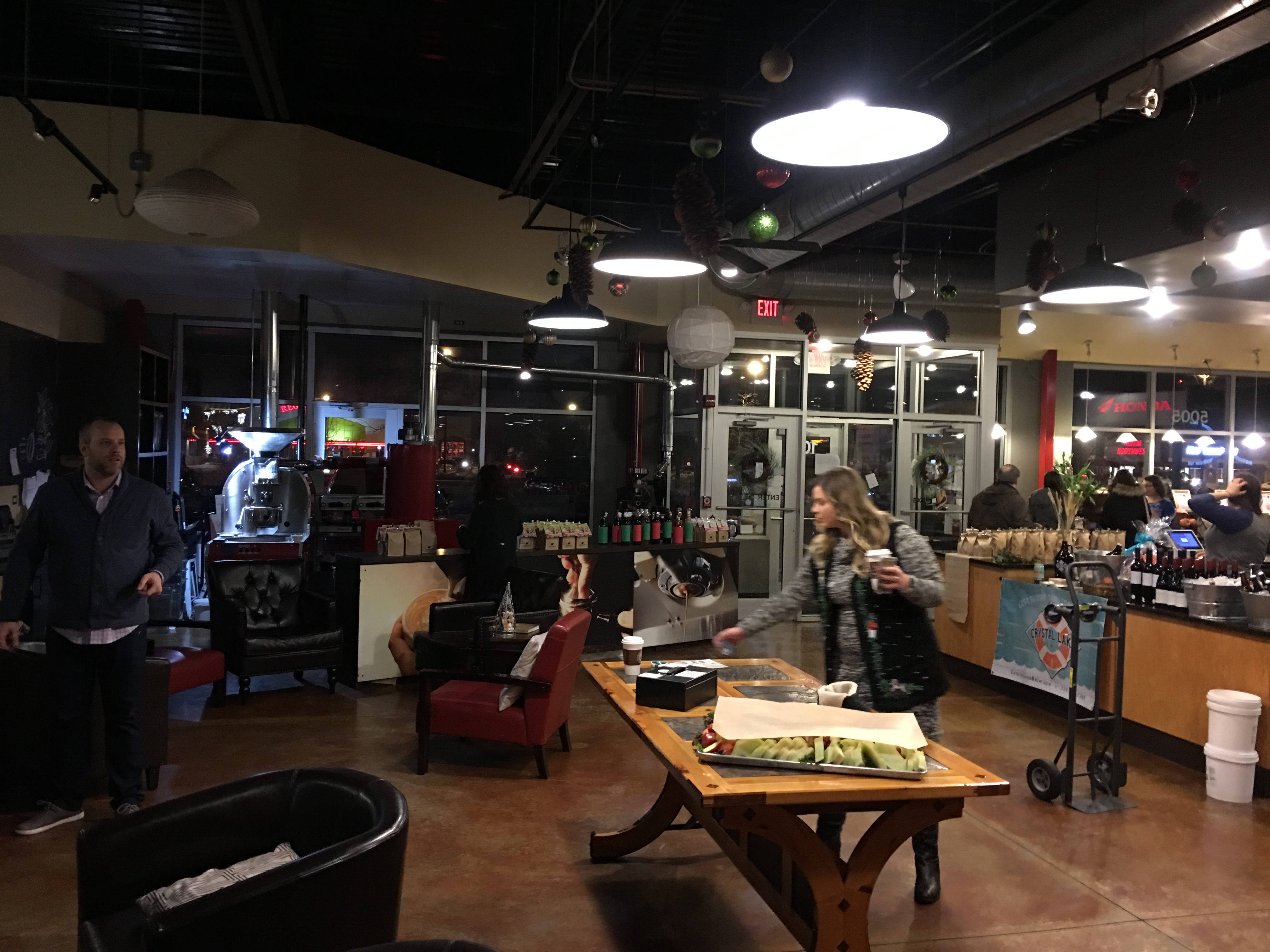 Crystal Lake Party for Good Felix And Fingers Dueling Pianos