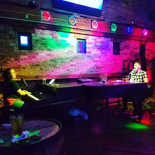 River Roast Wedding in Chicago - Felix And Fingers Dueling Pianos