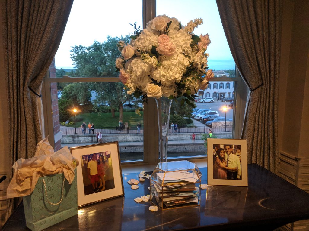 Elements Water Street Wedding - Felix And Fingers Dueling Pianos