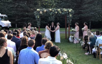 Cottage Grove Backyard Wedding