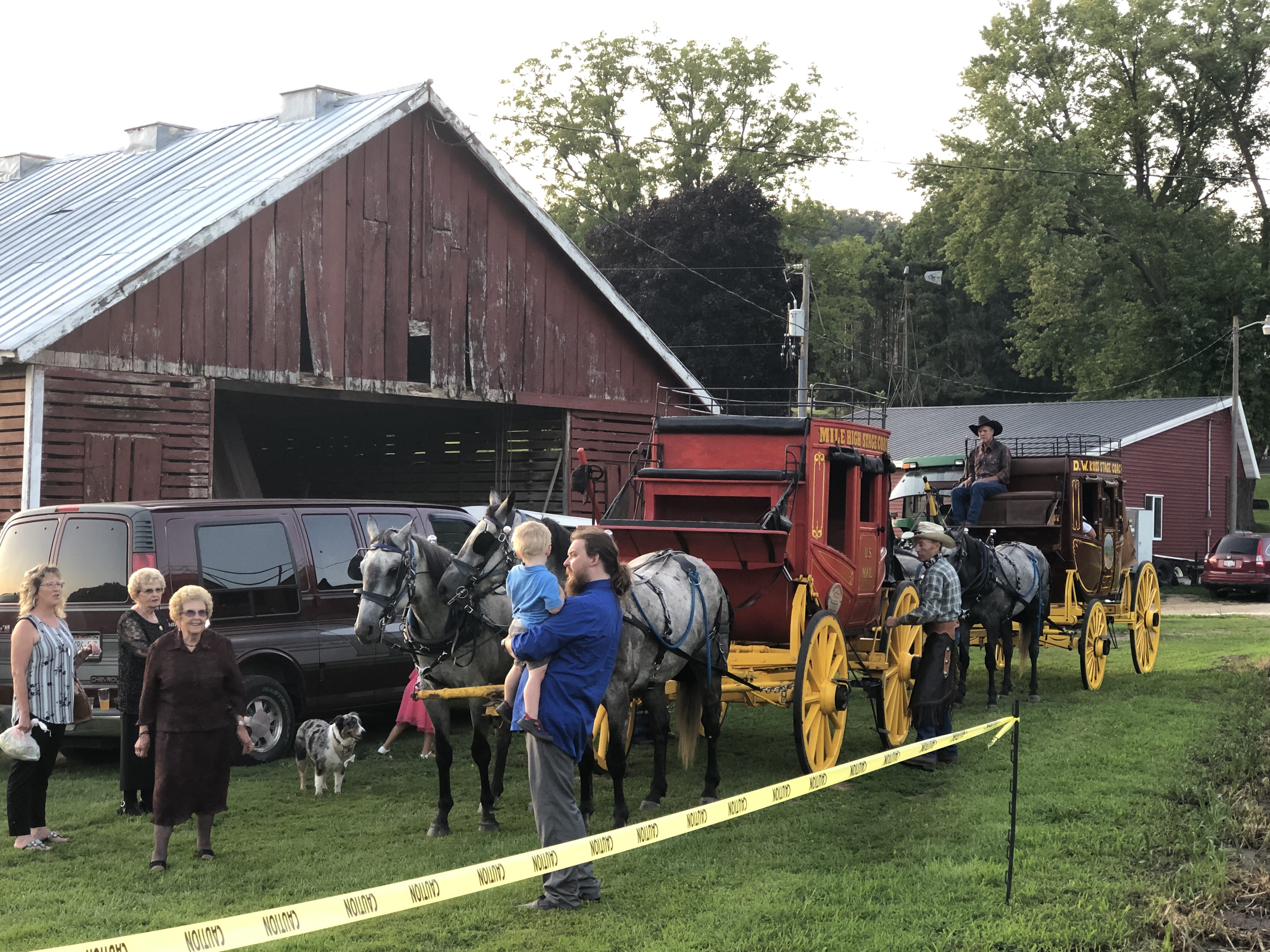 Oldenburg Family Farm Wedding Event Felix And Fingers Dueling Pianos