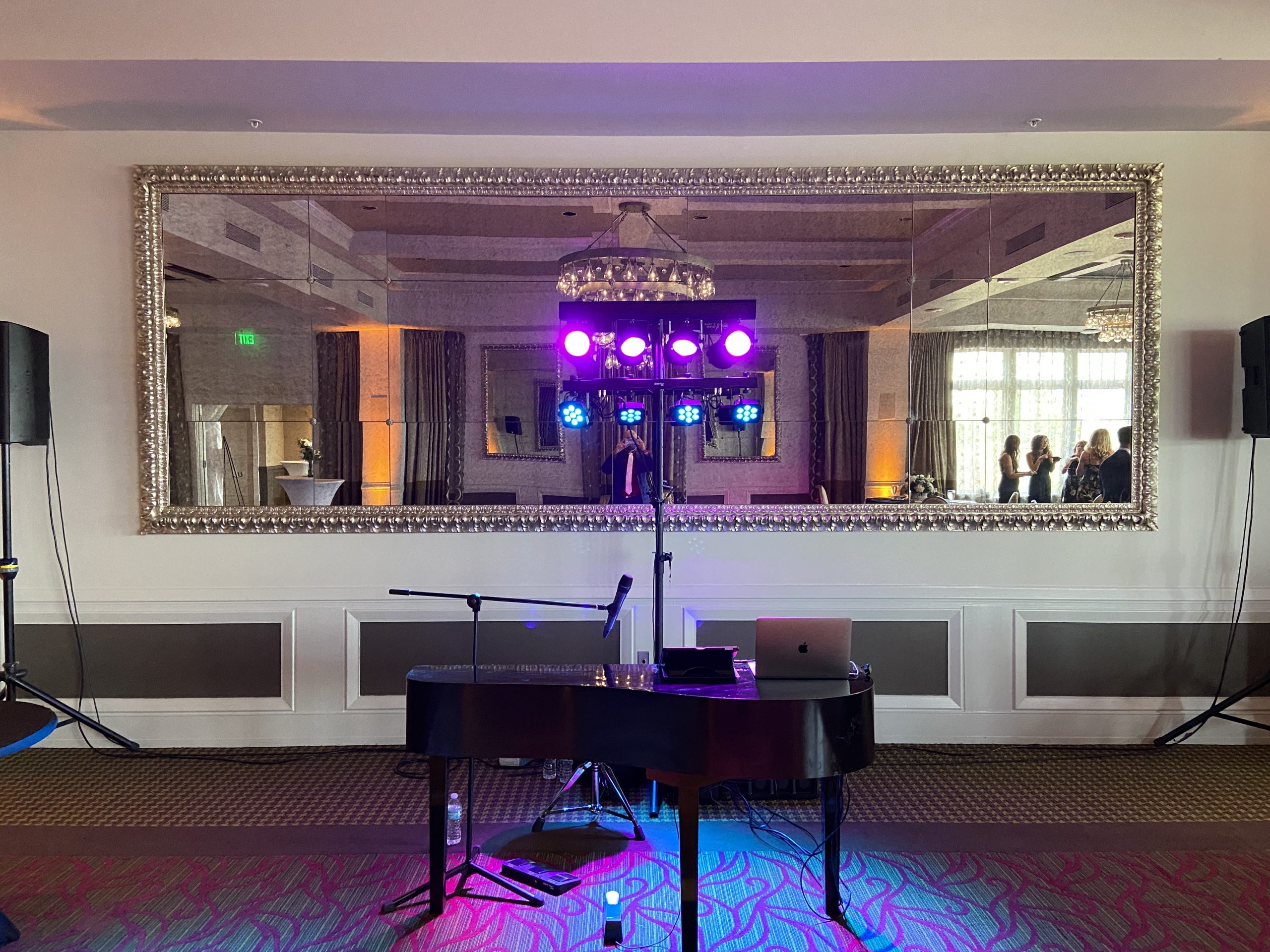 Intimate Birchwood Wedding - Felix And Fingers Dueling Pianos