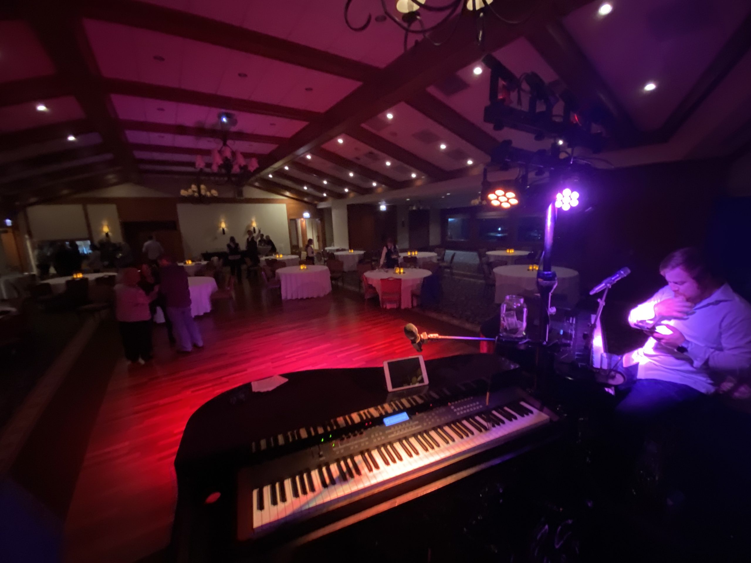 The Ivanhoe Club Ticket Only Event - Felix And Fingers Dueling Pianos