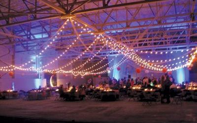 A Multilingual Melody: Felix And Fingers Dueling Pianos Rock Magnuson Park Hangar 30 Wedding