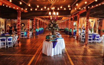 A Magical Night of Dueling Pianos at The Ice House: The Perfect Wedding Melody