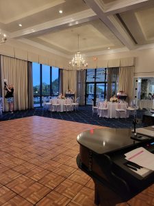 Felix And Fingers Dueling Pianos performing at Mayacoo Lakes Country Club on 2023-11-11