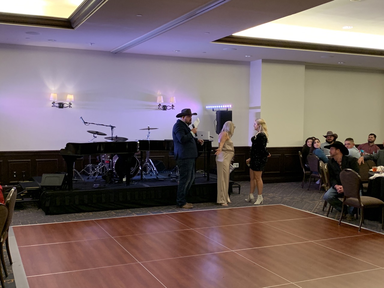 Hotel Contessa, the venue for Felix And Fingers Dueling Pianos event