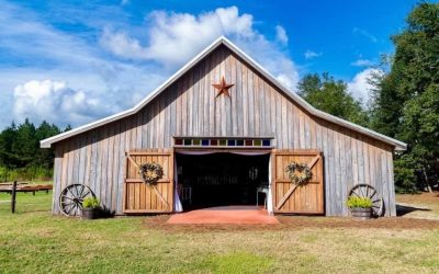Daughter’s Barn at Cedar Ridge: A Magical Wedding with Felix And Fingers Dueling Pianos