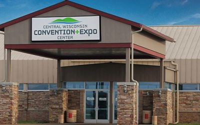 Central Wisconsin Convention & Expo Center Shines Bright with Felix And Fingers Dueling Pianos