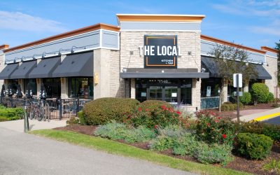 “Sweet Caroline” Echoes at The Local Kitchen & Tap: A Night of Dueling Pianos