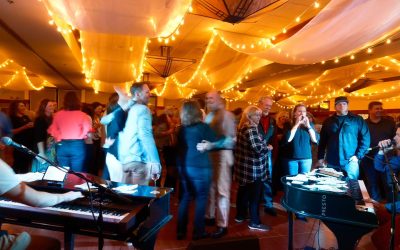 Twist, Shout and Dueling Pianos! A Night to Remember at The Club at Snoqualmie Ridge