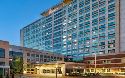 An Unforgettable Night of Dueling Pianos at the Indianapolis Marriott Downtown: A Symphony of Keys, Laughter, and Prizes