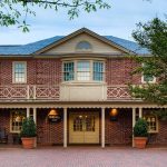 Williamsburg-Lodge