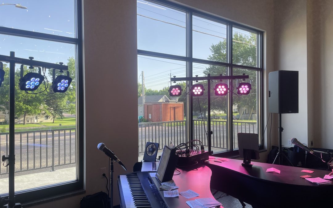 Felix and Fingers Ignite Inspire Weddings and Events with Dueling Pianos and Great Balls of Fire!