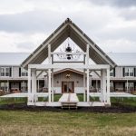 A Night of Dueling Pianos and Dance-Offs at Deer Ridge Estate deer ridge estate