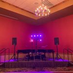 A Dueling Piano Extravaganza Amidst the Mini Vegas of Wisconsin: The Glacier Canyon Conference Center Experience IMG-3542