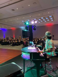 Dueling pianos at Gaylord Palms Resort and Hotel