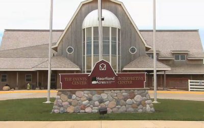 Roaring Twenties Revived: A Night of Dueling Pianos and Charitable Cheer at Heartland Acres