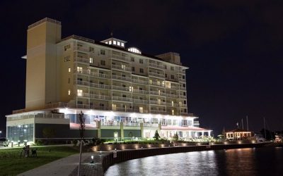 Harbor Harmony: A Dueling Piano Wedding Extravaganza at The Inn at Harbor Shores