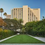 A Symphony of Keys: Dueling Pianos Meet Corporate Chic at Pendry Hotel Pendry Newport Beach, CA