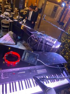 Felix And Fingers Dueling Pianos performing at Carl Perkins Center on 2025-02-01