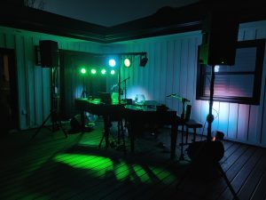 Felix And Fingers Dueling Pianos performing at Melissa Benes Household on 2025-02-01