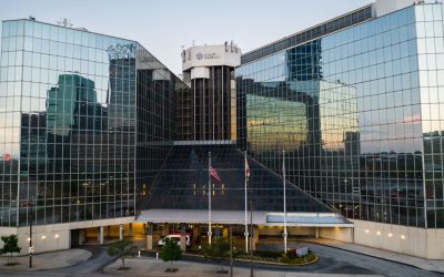 A Night of Dueling Pianos: How Employee’s Choice and a Diverse Playlist Kept the Dance Floor Alive at Hyatt Regency Baltimore Inner Harbor