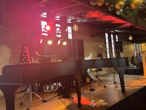 Felix And Fingers Dueling Pianos at The Capitol Room