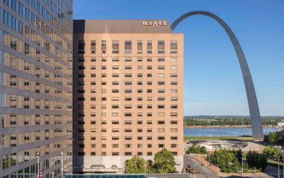 A Night of Interactive Fun: Dueling Pianos Light Up Hyatt Regency St. Louis at The Arch