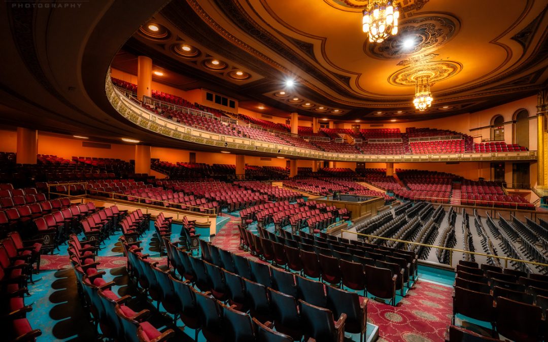 A Symphony of Love: Dueling Pianos and a Grand Wedding at Detroit Masonic Temple