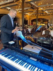 Felix And Fingers Dueling Pianos performing at Carmine's Rosemont on 2025-05-17