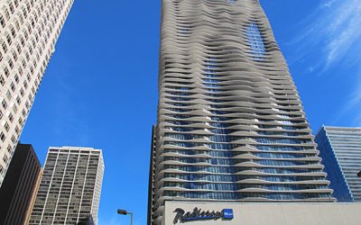A Symphony of Celebration: Dueling Pianos Ignite a Three-Day Wedding Extravaganza at Radisson Blu Aqua Hotel, Chicago