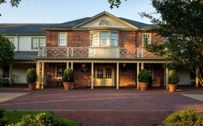 Dueling Pianos Meet Dance Fever at the Williamsburg Lodge, Inn and Tavern