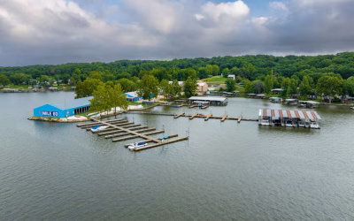 A Symphony of Keys: Dueling Pianos Sparkle at Patriot Point Marina