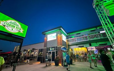 Dueling Pianos and Touchdowns: A Unique Wedding Experience at Stadium View, Green Bay