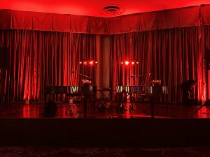 Felix And Fingers Dueling Pianos performing at Fontainebleau Miami Beach on 2025-07-29