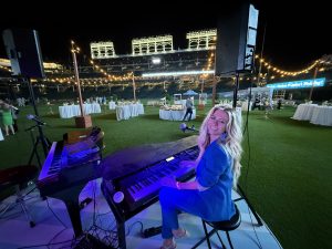 Felix And Fingers Dueling Pianos performing at Wrigley Field on 2025-07-18