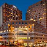 Hyatt Regency Hotel Bellevue Shines with Slow Dance Country Ballads at Felix And Fingers Dueling Pianos Hyatt Regency Hotel Bellevue