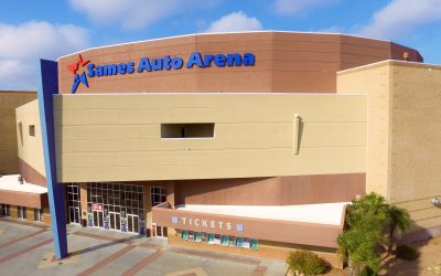 Sames Auto Arena Extravaganza: “The Arena Was Huge!” – Felix And Fingers Dueling Pianos Fundraiser in Laredo