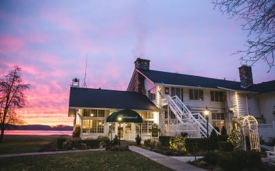 A Beautiful Lakeside Wedding Sparkles with Felix And Fingers at Waldenwoods Resort & Conference