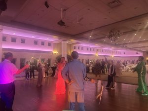 Felix And Fingers dueling pianos lighting up a wedding at Crow River Winery