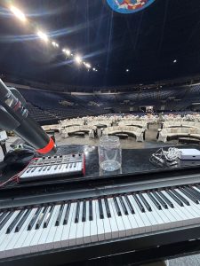 Felix And Fingers Dueling Pianos performing at Sames Auto Arena on 2025-08-15