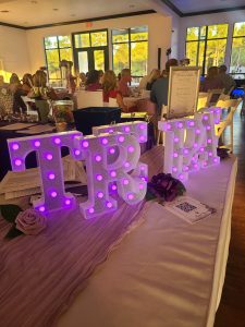 Felix And Fingers dueling pianos at Sweet Hills Wedding & Event Center in Longview Texas